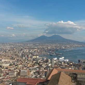 Neapel Stadt mit dem Vesuv, Golf von Neapel