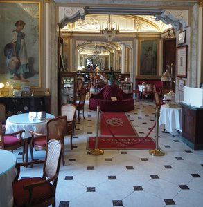 Cafe Gambrinus, Neapel