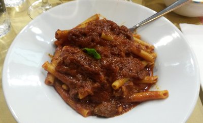 Neapolitanische Ziti mit Ragu