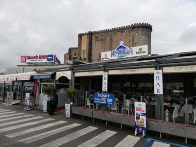 Neapel Hafen Beverello 