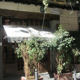 Via dei Tribunali, Neapel. Decumano Maggiore 